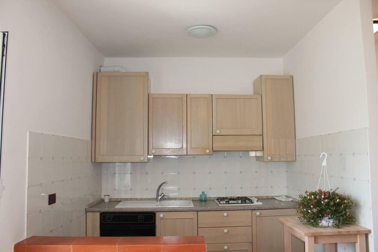 La Casetta Di Graziella Apartamento Vezzi Portio Exterior foto